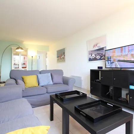 3 Pieces Moderne A Avec Garage Prive, Internet Et Equipements Complets - Fr-1-553-191 דירה *