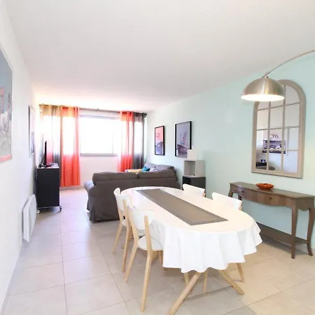 Apartment 3 Pieces Moderne A Avec Garage Prive, Internet Et Equipements Complets - Fr-1-553-191 *