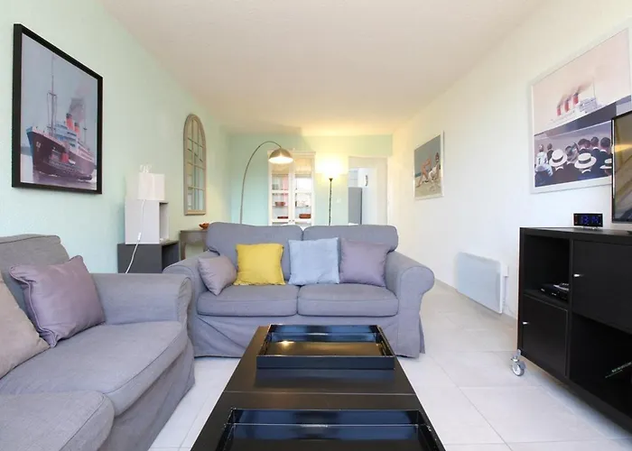 3 Pieces Moderne A Avec Garage Prive, Internet Et Equipements Complets - Fr-1-553-191 Apartament Balaruc-les-Bains