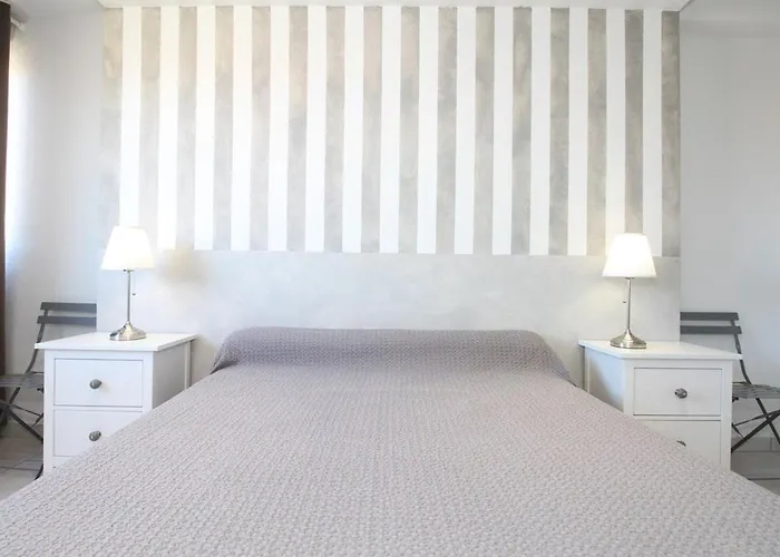 3 Pieces Moderne A Avec Garage Prive, Internet Et Equipements Complets - Fr-1-553-191 Apartament *