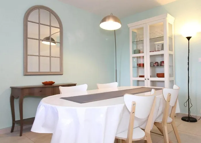3 Pieces Moderne A Avec Garage Prive, Internet Et Equipements Complets - Fr-1-553-191 Apartament