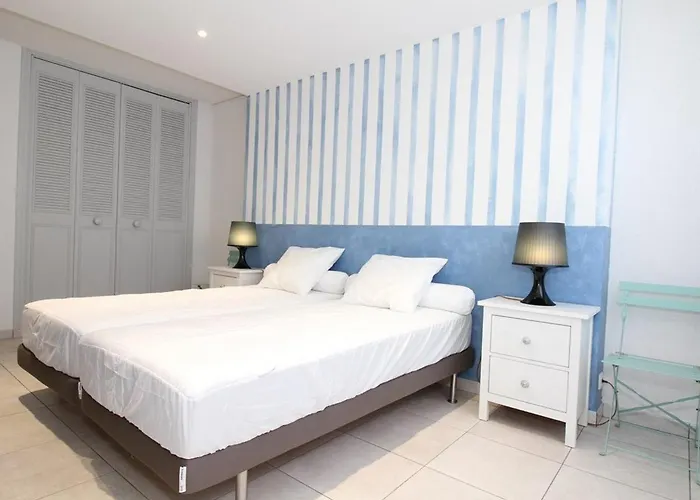 Apartament 3 Pieces Moderne A Avec Garage Prive, Internet Et Equipements Complets - Fr-1-553-191 Balaruc-les-Bains